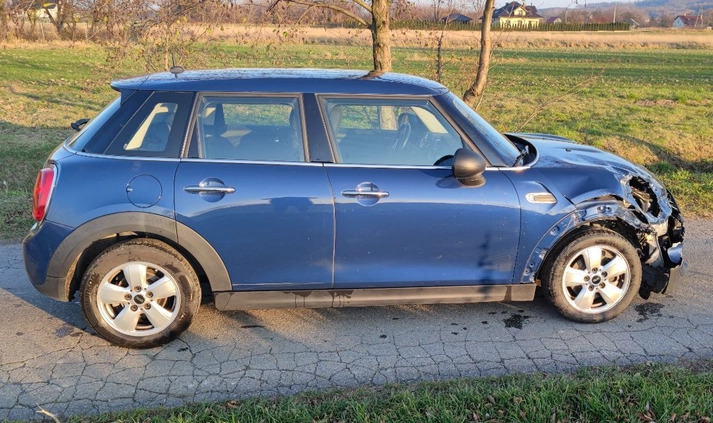 MINI ONE cena 33100 przebieg: 181000, rok produkcji 2015 z Dębica małe 121